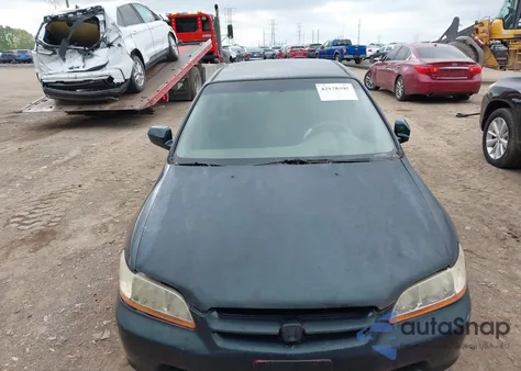 2000 Honda Accord 2.3 Lx from USA, damaged, VIN JHMCG564XYC036979